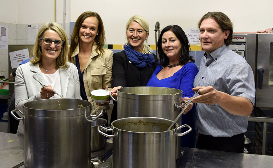 v.l.n.r.: Ulrike Königsberger_ludwig, Bundesministerin Sonja Hammerschmid, Anneliese Dörr, Inge Höblinger, Wolfgang Brillmann