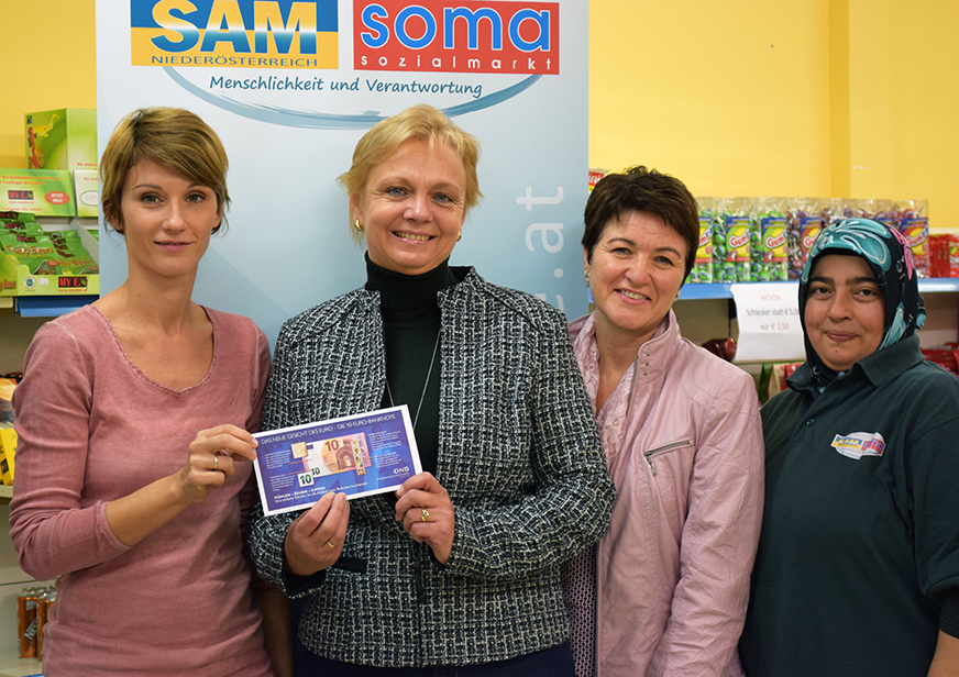 Foto von links nach rechts: Julia Maxa, Andrea Kö, Birgit Distel, Nazife Menekse