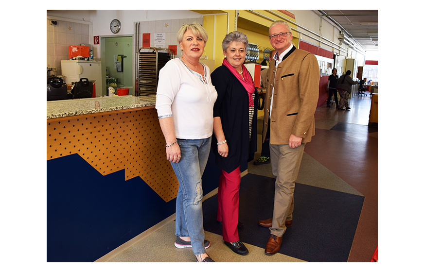 STR Peter Spicker mit Barbara Sandhofer und Silvia Bauer (v.r.n.l.)